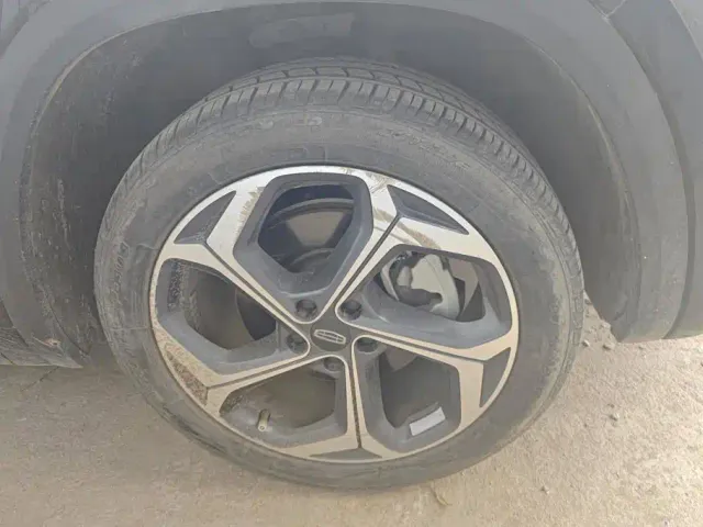 Geely Xingyue L — Фото автомобиля 6