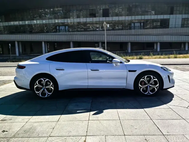Shangjie Z7 — Фото автомобиля 6