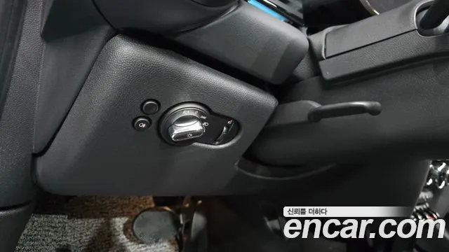 Mini Cooper — Фото автомобиля 14