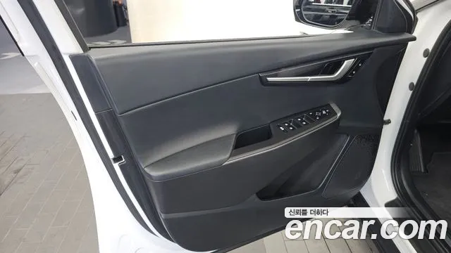 Kia EV6 — Фото автомобиля 23