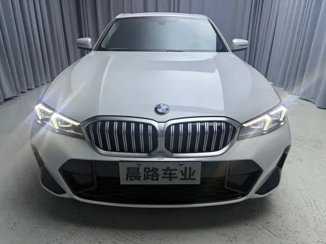 BMW 3 Series — Фото автомобиля 2
