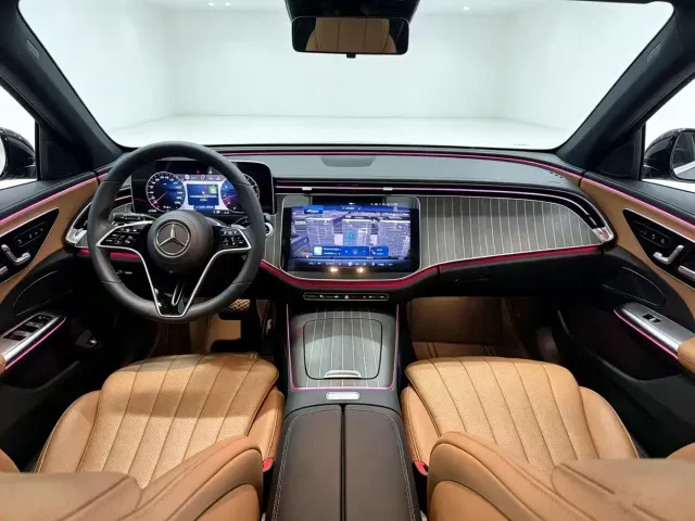 Mercedes-Benz E-Class — Фото автомобиля 8