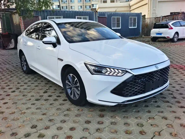 BYD Qin PLUS — Фото автомобиля 3