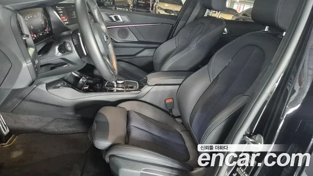 BMW 1 Series F40 — Фото автомобиля 12