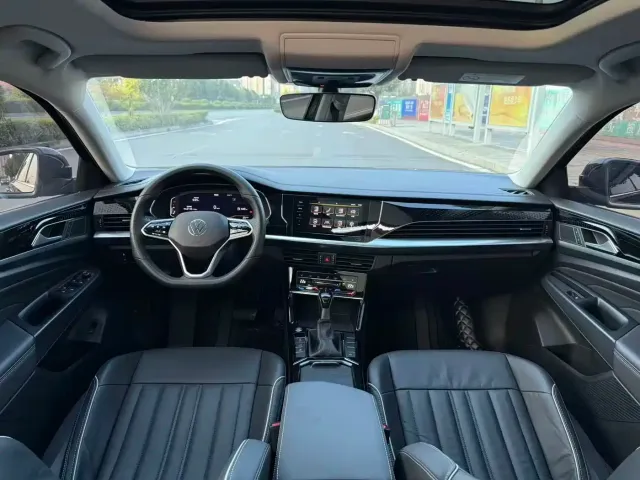 Volkswagen Passat — Фото автомобиля 5