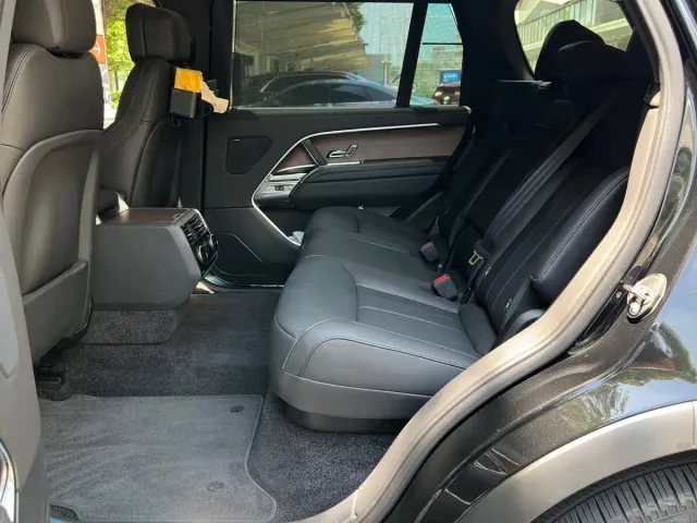 Land Rover Range Rover — Фото автомобиля 16