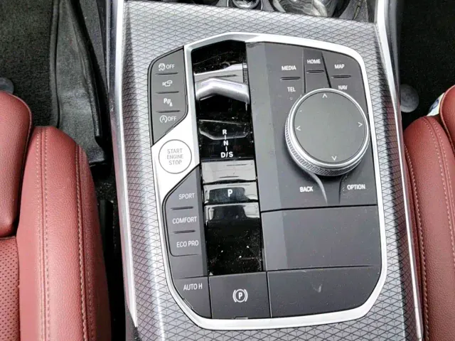 BMW 3 Series — Фото автомобиля 9