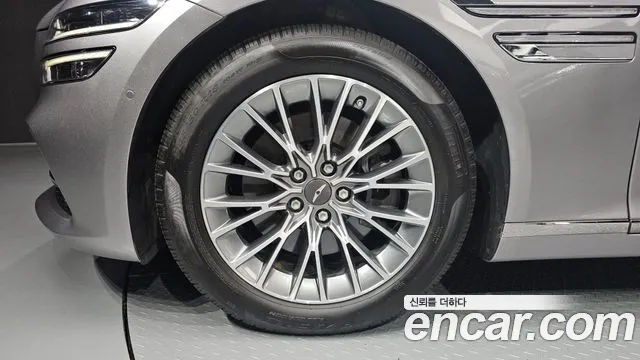 Genesis G80 RG3 — Фото автомобиля 5