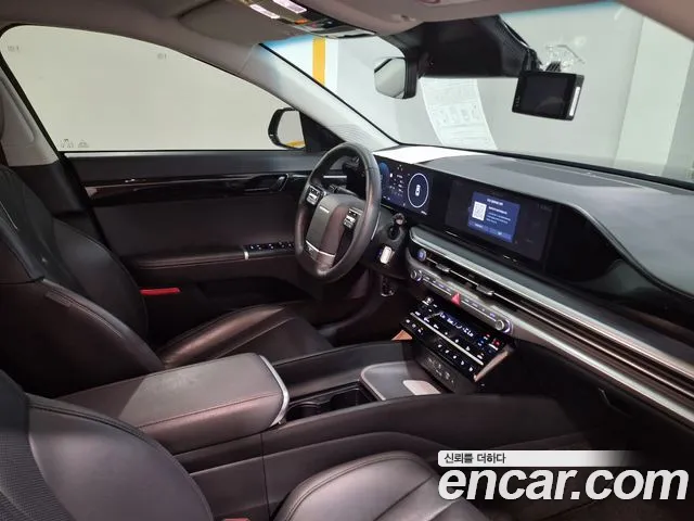 Hyundai Grandeur GN7 — Фото автомобиля 18