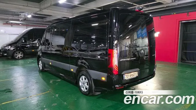 Mercedes-Benz Sprinter — Фото автомобиля 2