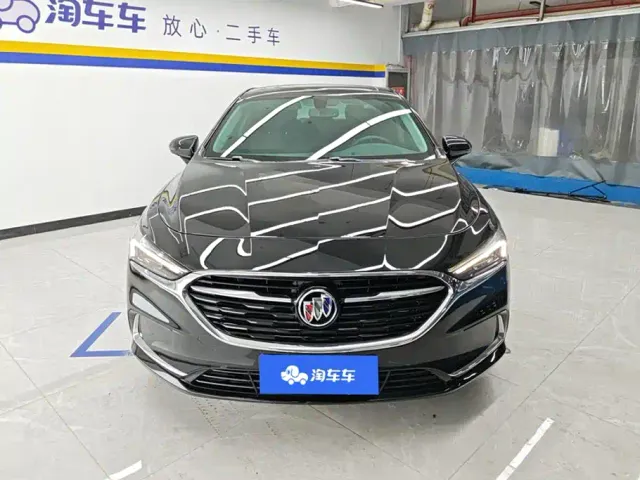Buick LaCrosse — Фото автомобиля 2