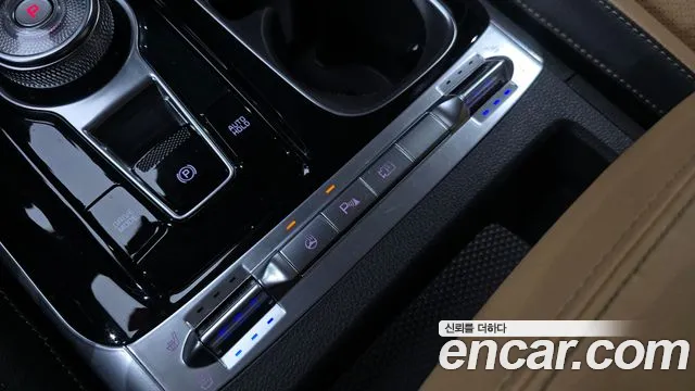 Kia Carnival 4th Gen — Фото автомобиля 18