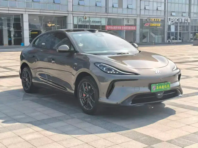 IM Motors LS6 — Фото автомобиля 4