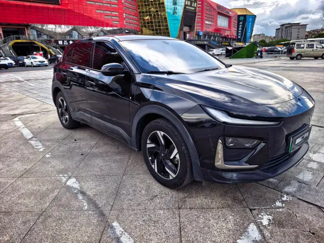 Hozon Neta X — Фото автомобиля 3