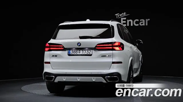 BMW X5 — Фото автомобиля 4