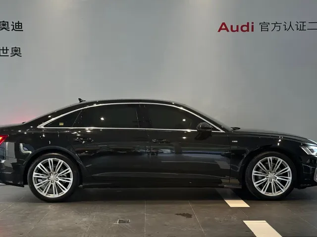 Audi A6L — Фото автомобиля 4