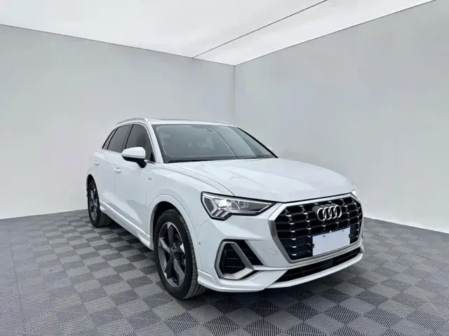 Audi Q3 — Фото автомобиля 5