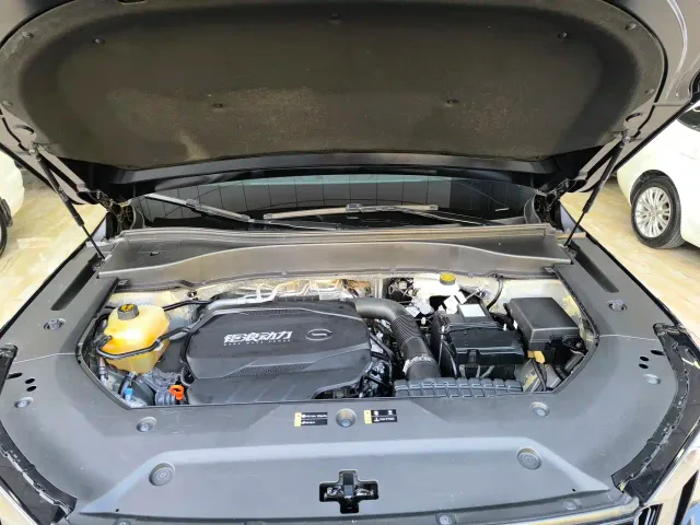 GAC Trumpchi GS8 — Фото автомобиля 17