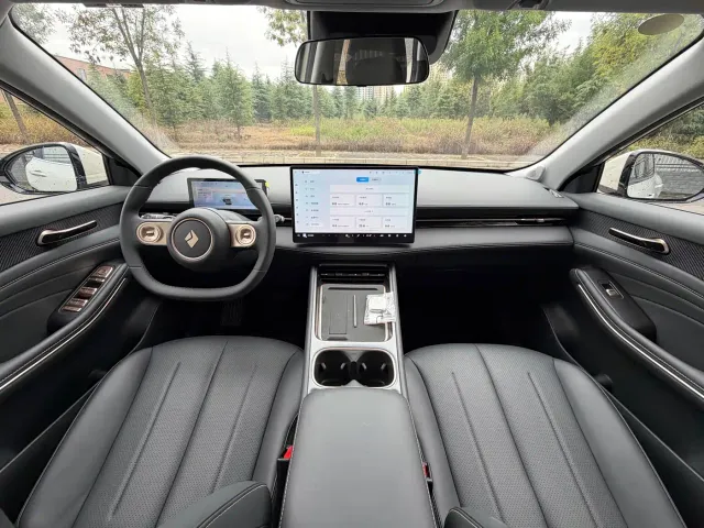Baojun Yunhai — Фото автомобиля 6
