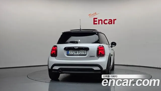 MINI Cooper — Фото автомобиля 4