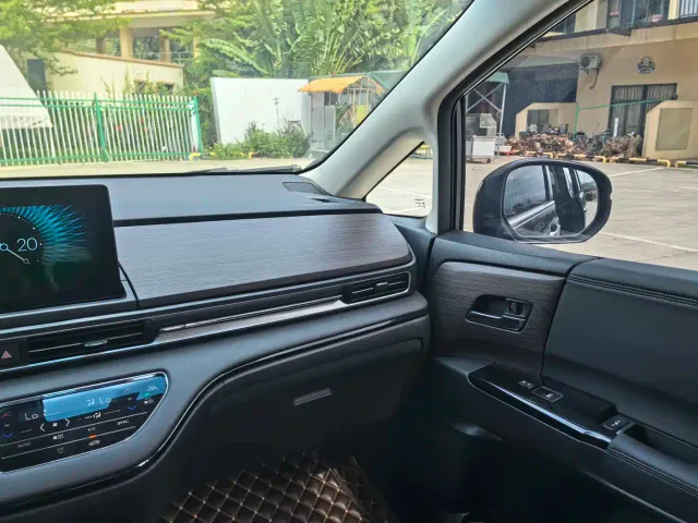 Honda Odyssey — Фото автомобиля 15