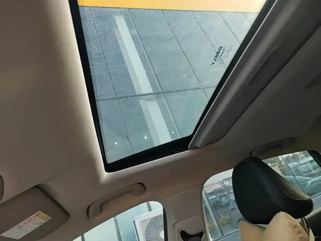 Geely Emgrand — Фото автомобиля 17