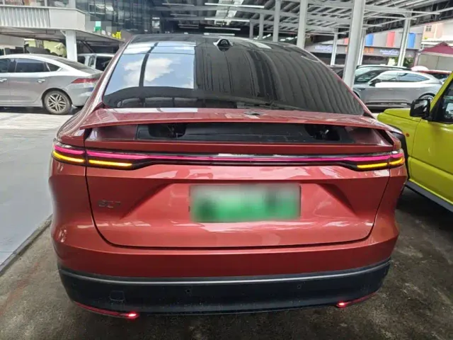 Nio EC7 — Фото автомобиля 5