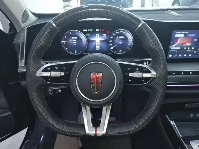 Hongqi H9 — Фото автомобиля 10