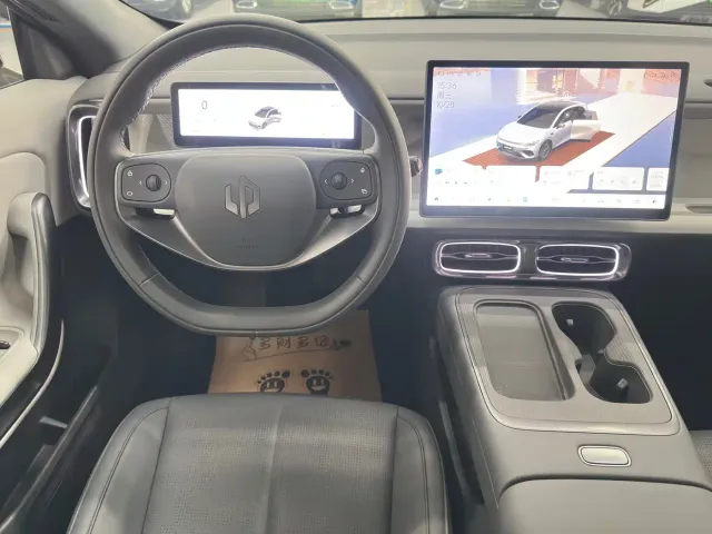 Leapmotor Lafa 5 — Фото автомобиля 12