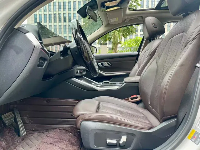 BMW i3 — Фото автомобиля 10