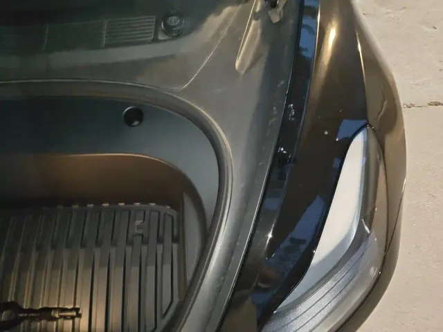 Tesla Model 3 — Фото автомобиля 19