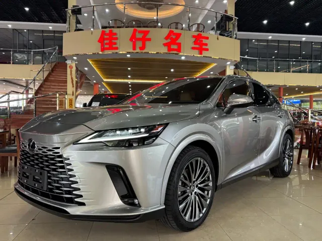 Фотография автомобиля — Lexus RX
