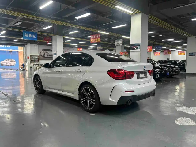 BMW 1 Series — Фото автомобиля 9