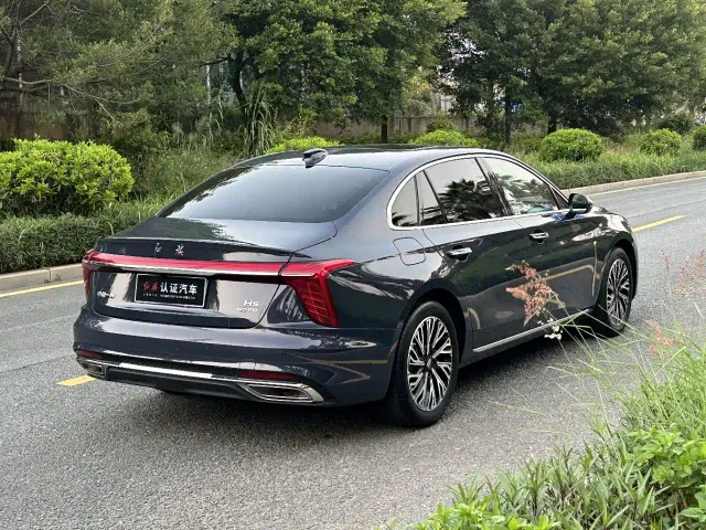 Hongqi H5 — Фото автомобиля 9