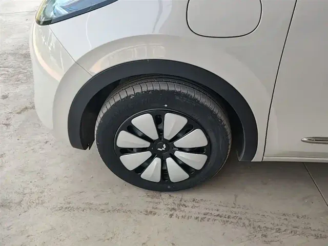 Wuling Bingo — Фото автомобиля 22