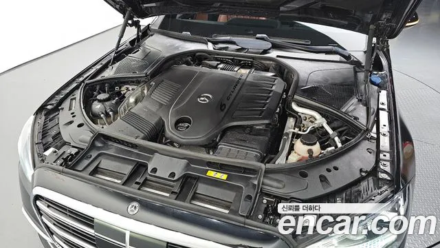 Mercedes-Benz S-Class — Фото автомобиля 6