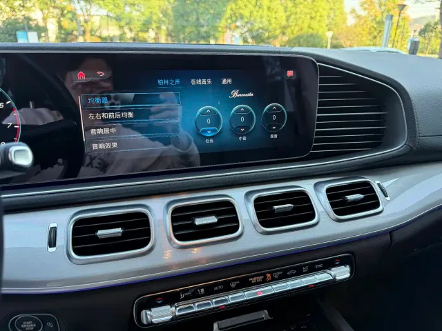Mercedes-Benz GLE-Class — Фото автомобиля 16