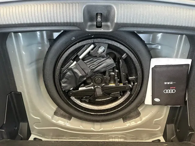 Audi Q2L — Фото автомобиля 13