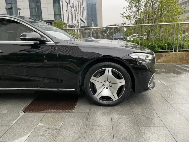 Mercedes-Benz Maybach S-Class — Фото автомобиля 24