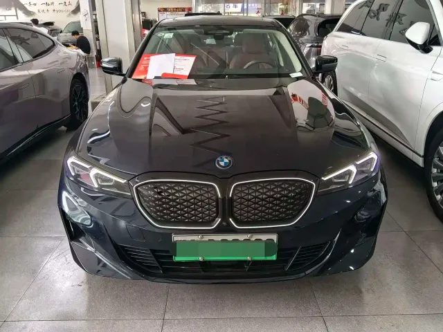 BMW i3 — Фото автомобиля 2