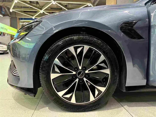 BYD Seal — Фото автомобиля 9