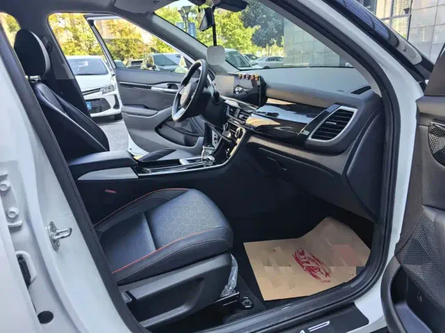 Kia Seltos — Фото автомобиля 4