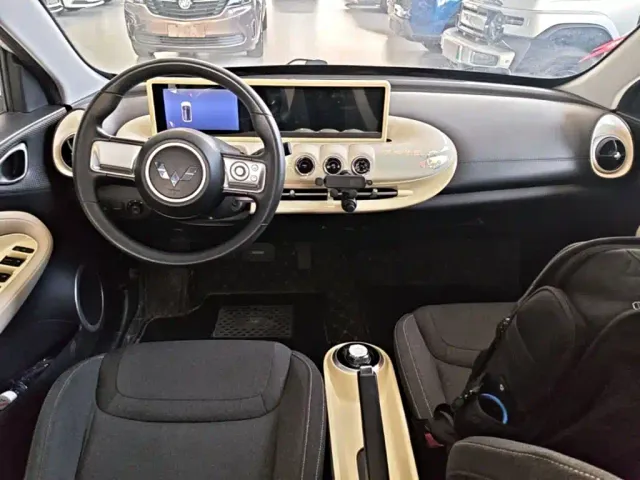 Wuling Bingo — Фото автомобиля 9