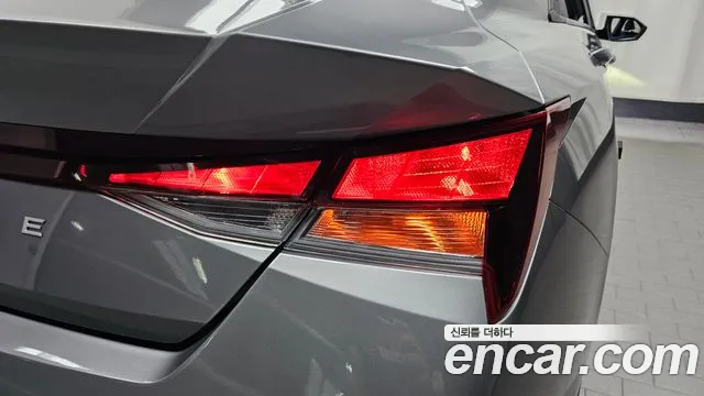 Hyundai Avante CN7 — Фото автомобиля 7