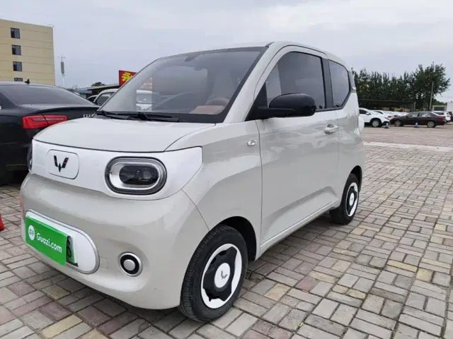Фотография автомобиля — Wuling Hongguang Mini EV