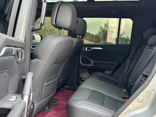 Jetour Jetour Traveler 2023 2.0T 4WD Cross PRO+ — Фото автомобиля 8
