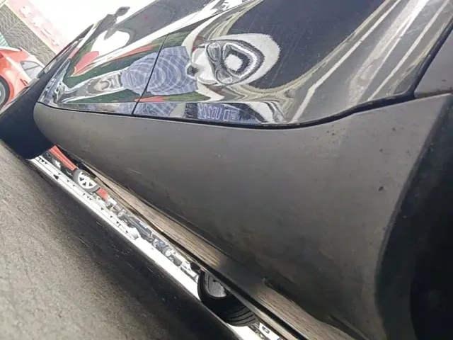 Tesla Model Y — Фото автомобиля 21
