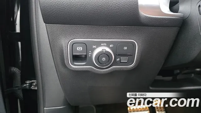 Mercedes-Benz GLB-Class — Фото автомобиля 19