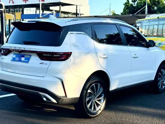 Geely Vision X6 — Фото автомобиля 6