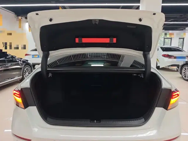 Honda Accord — Фото автомобиля 18